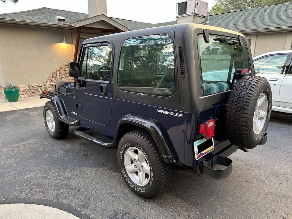 1994 Jeep YJ Wrangler - Image 4 of 9