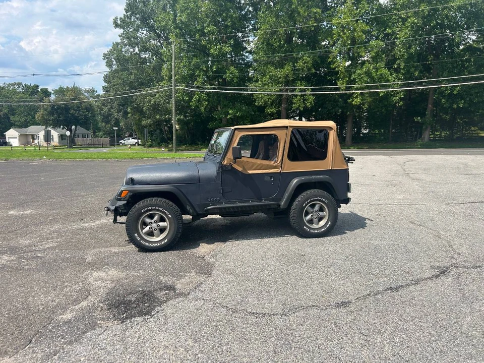 1994 Jeep YJ Wrangler - Image 18 of 19