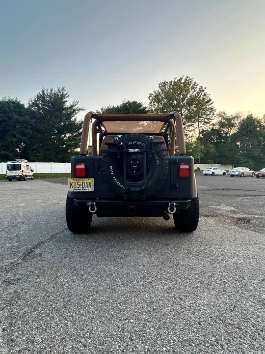 1994 Jeep YJ Wrangler - Image 5 of 18