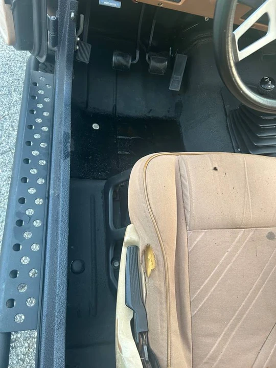 1994 Jeep YJ Wrangler - Image 13 of 18