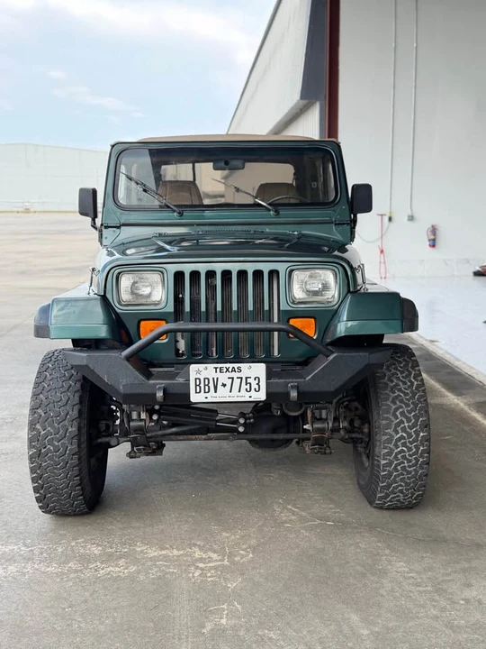 1994 Jeep YJ Wrangler - Image 10 of 15