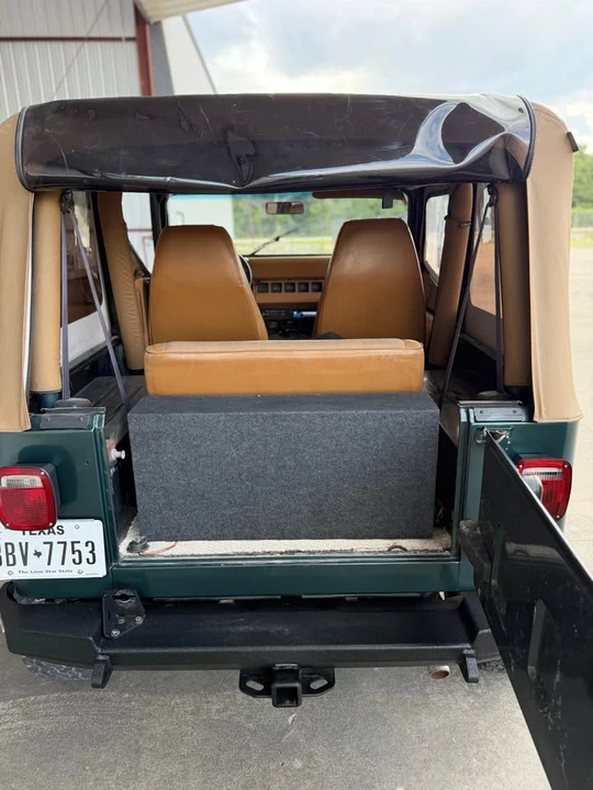1994 Jeep YJ Wrangler - Image 13 of 15