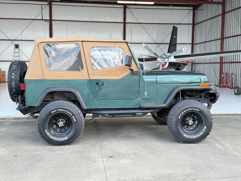 1994 Jeep YJ Wrangler - Image 7 of 15