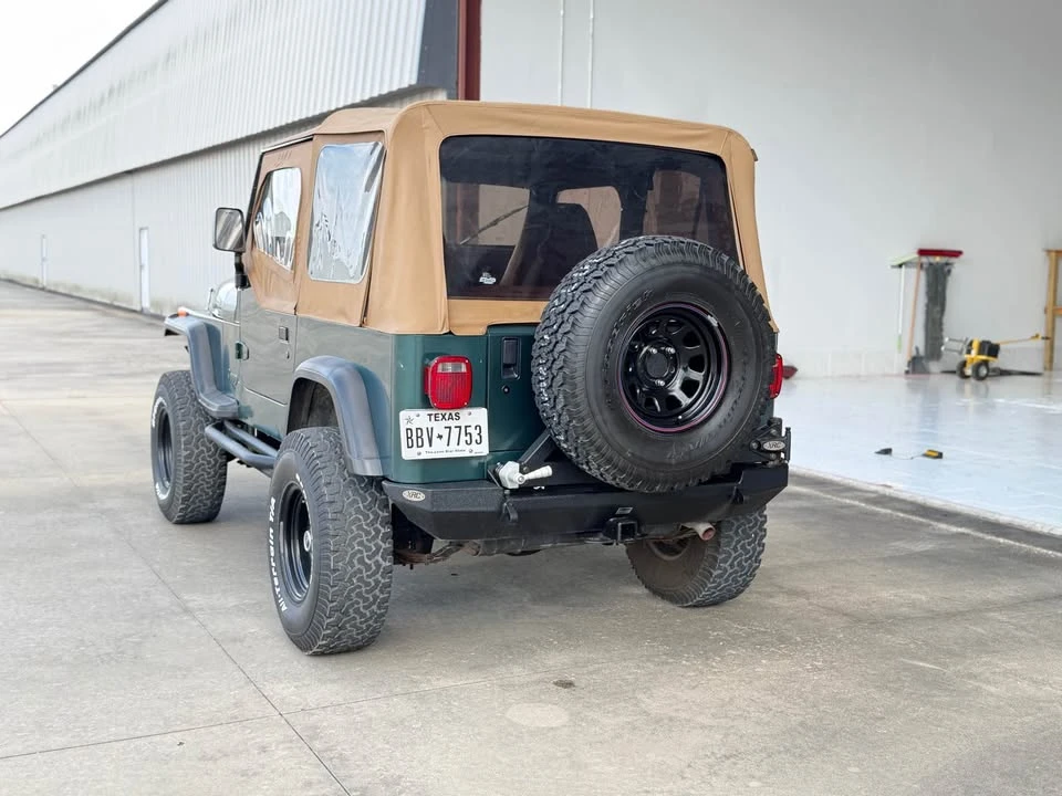 1994 Jeep YJ Wrangler - Image 4 of 15
