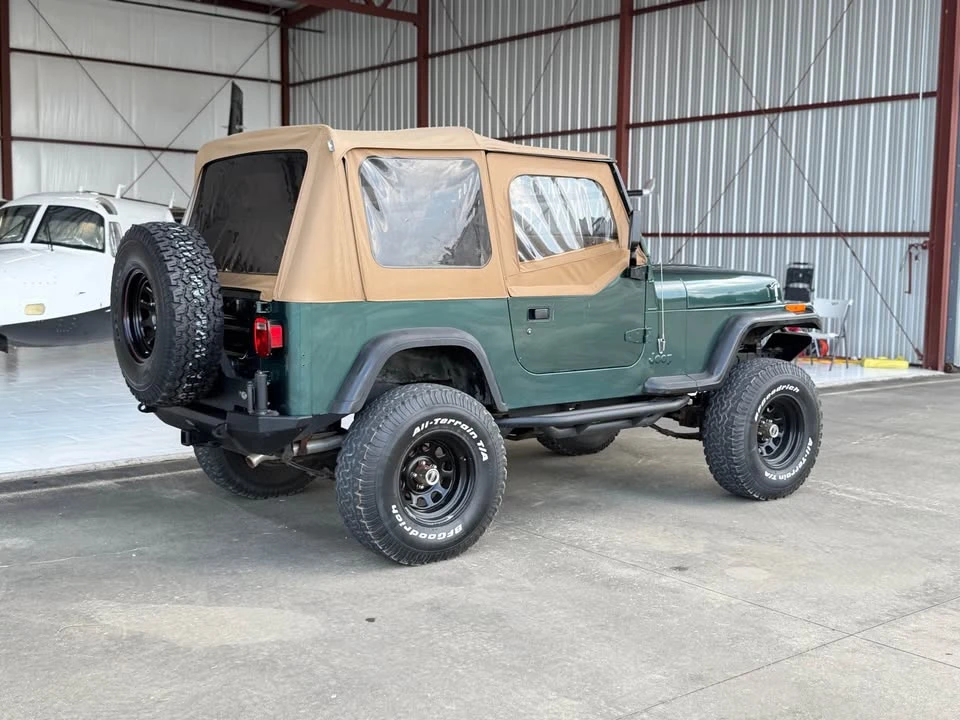 1994 Jeep YJ Wrangler - Image 6 of 15