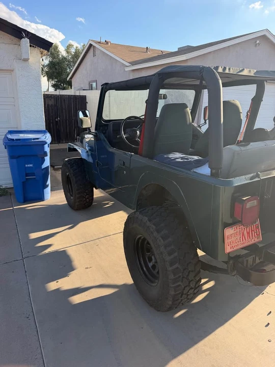 1994 Jeep YJ Wrangler - Image 4 of 4