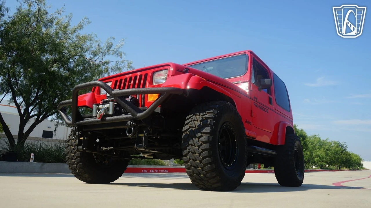 1994 Jeep YJ Wrangler - Image 5 of 12