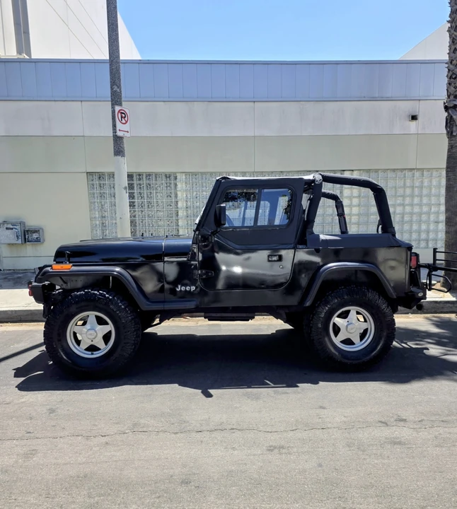 1994 Jeep YJ Wrangler - Image 3 of 24