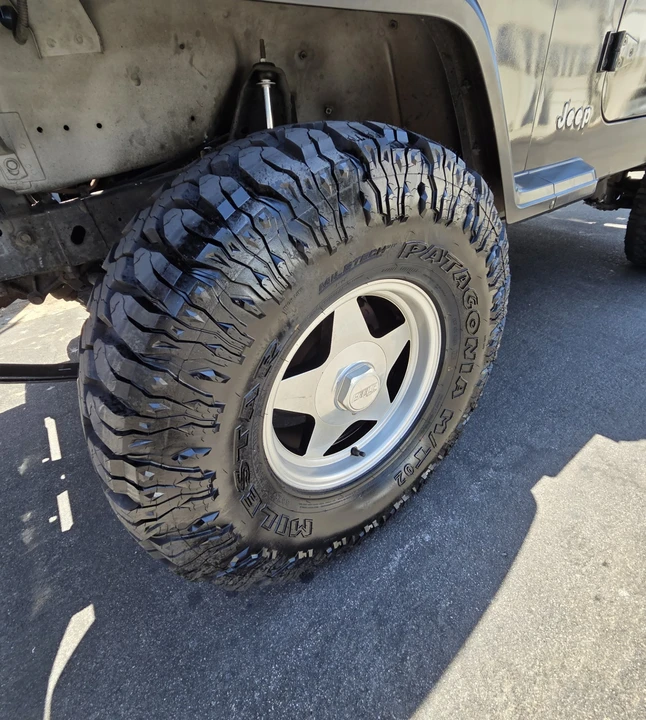 1994 Jeep YJ Wrangler - Image 9 of 24