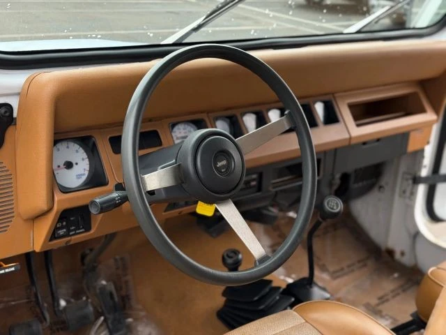 1994 Jeep YJ Wrangler - Image 16 of 23