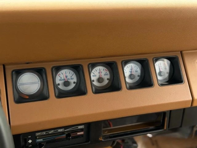 1994 Jeep YJ Wrangler - Image 18 of 23