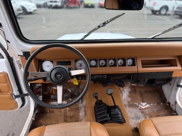 1994 Jeep YJ Wrangler - Image 15 of 23