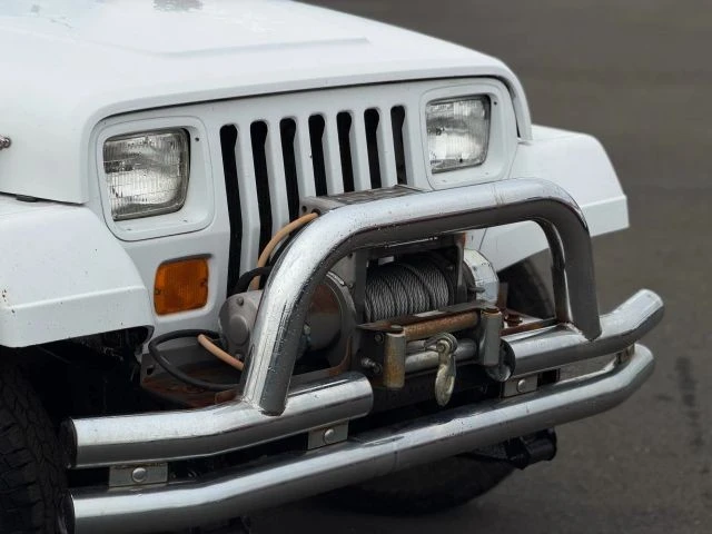 1994 Jeep YJ Wrangler - Image 4 of 23