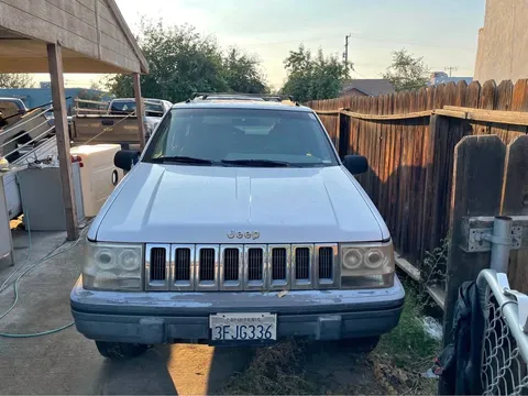 1994 Jeep Grand Cherokee Laredo E