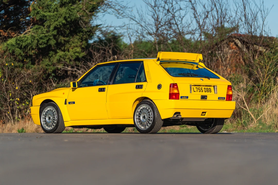 1994 Lancia Delta 1st Gen - Image 14 of 31