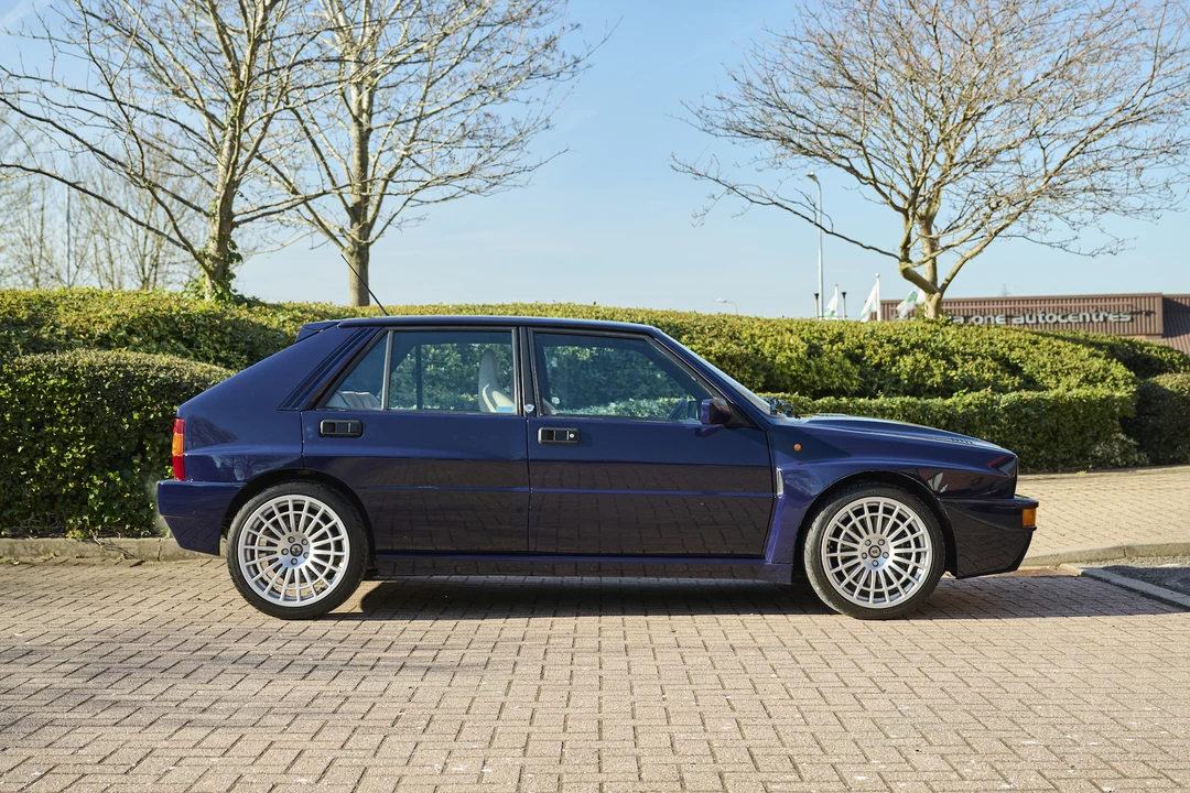 1994 Lancia Delta 1st Gen - Image 9 of 30