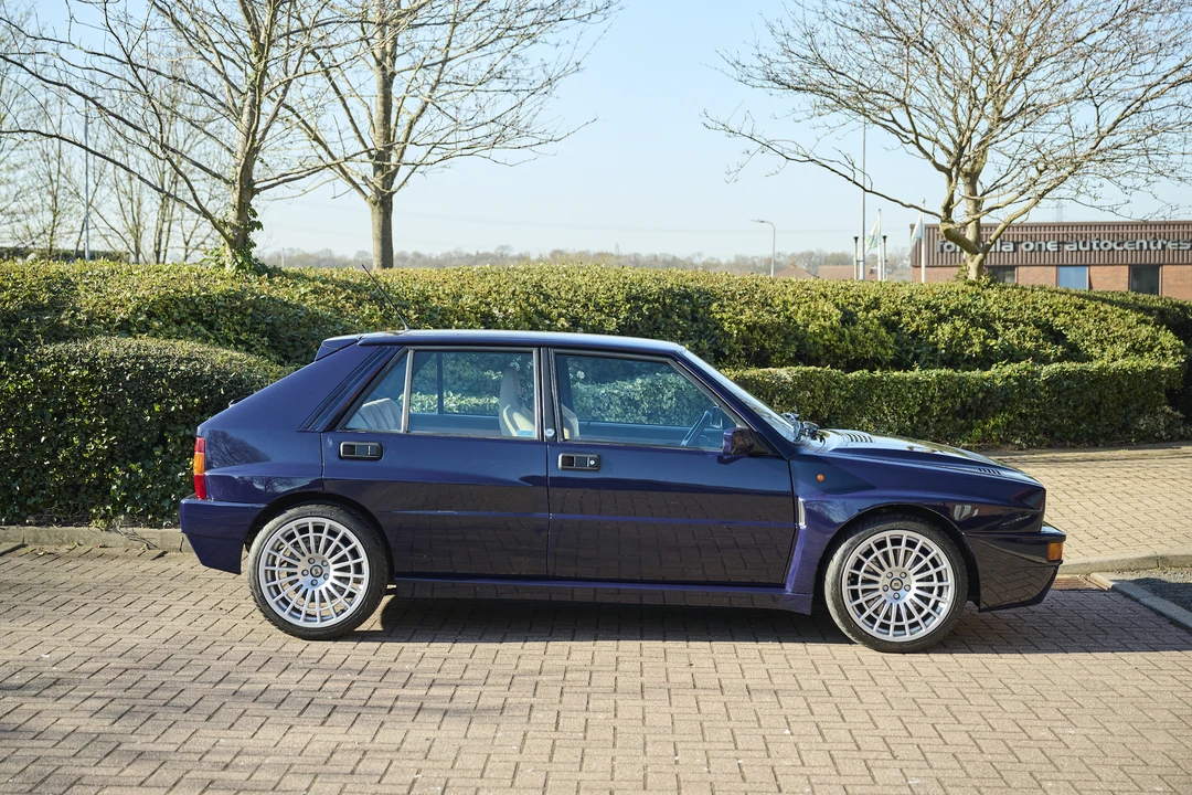 1994 Lancia Delta 1st Gen - Image 19 of 30