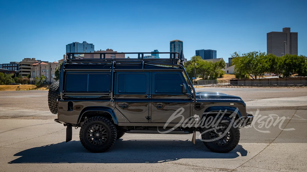 1994 Land Rover Defender 110 - Image 2 of 31