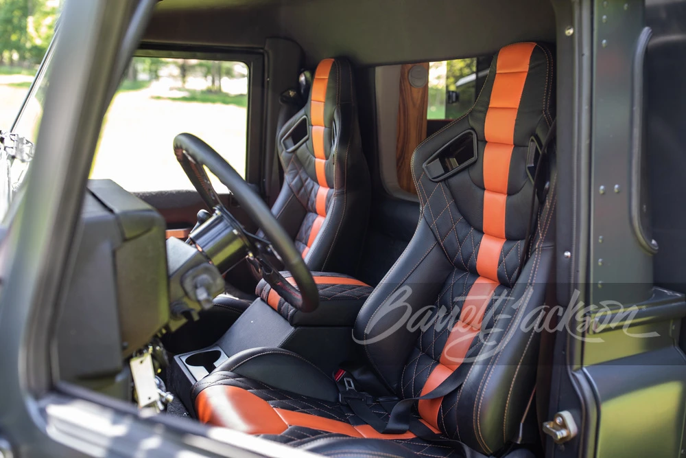 1994 Land Rover Defender 110 - Image 6 of 31