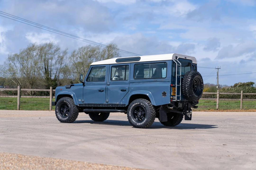 1993 Land Rover Defender 110 - Image 22 of 31