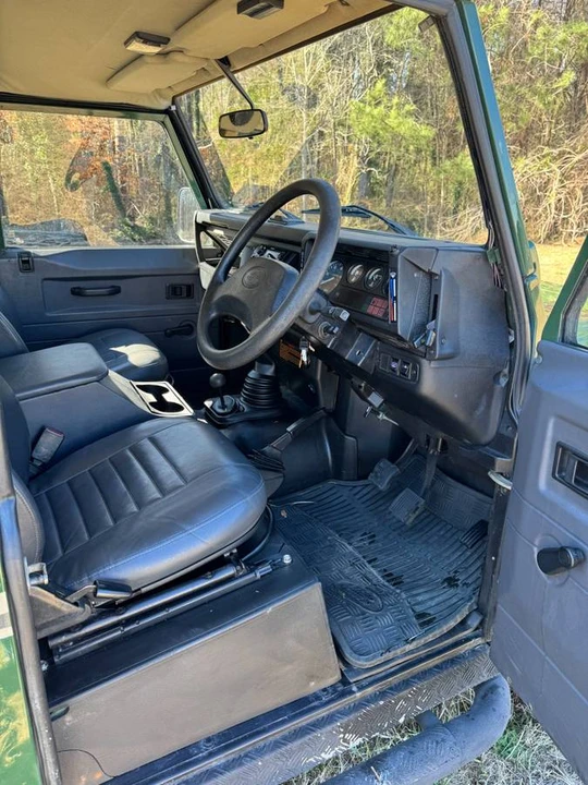 1994 Land Rover Defender 90 - Image 6 of 23
