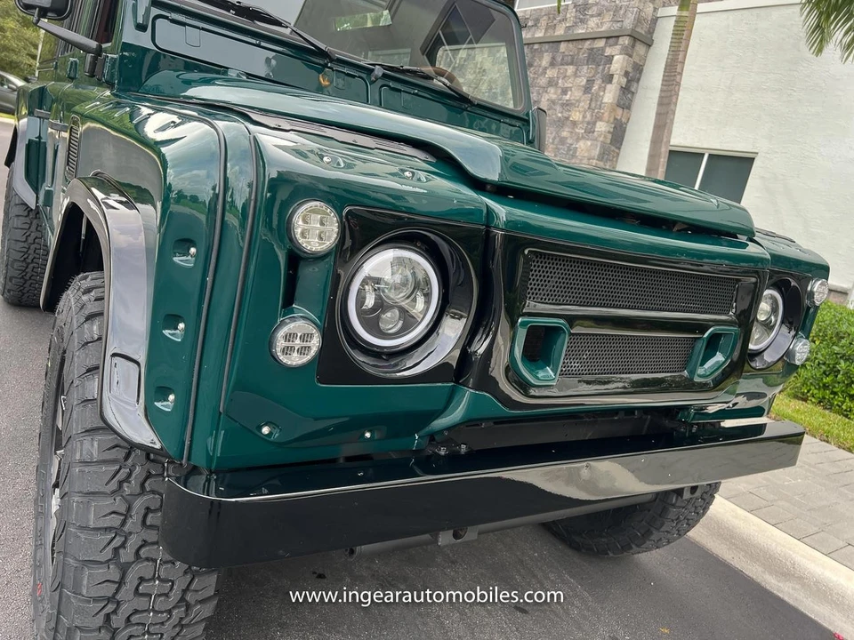 1994 Land Rover Defender 110 - Image 19 of 21