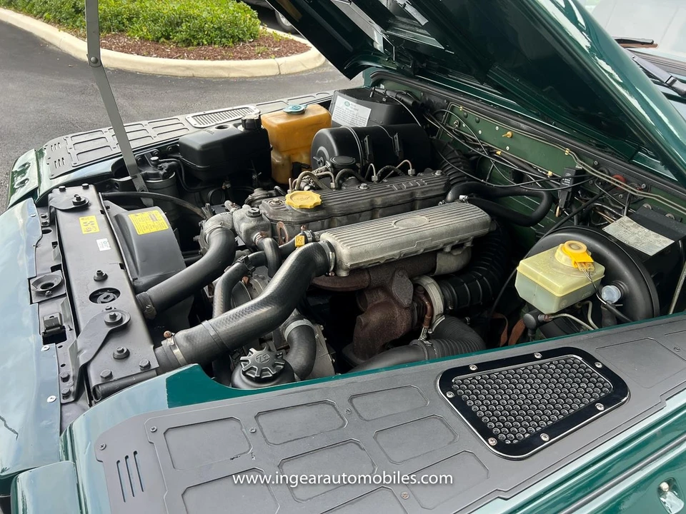 1994 Land Rover Defender 110 - Image 15 of 21
