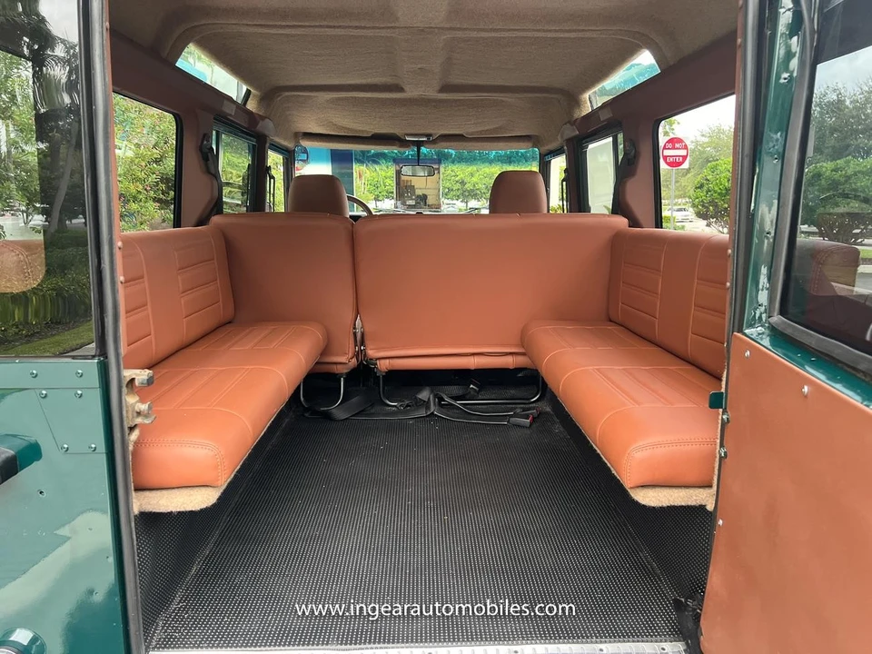 1994 Land Rover Defender 110 - Image 8 of 21