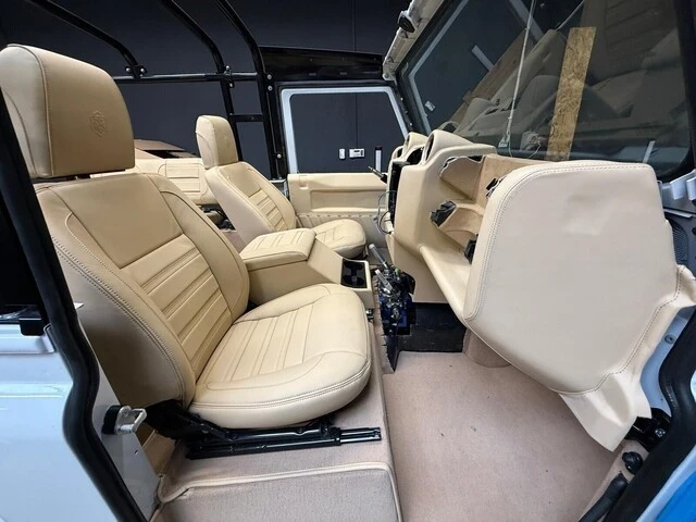 1994 Land Rover Defender 90 - Image 3 of 12