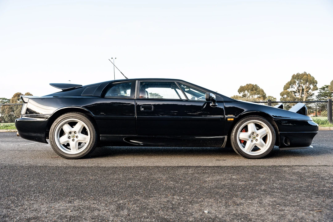 1994 Lotus Esprit Series 4 - Image 5 of 31