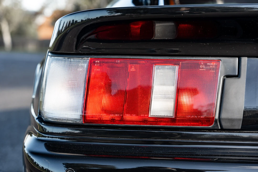 1994 Lotus Esprit Series 4 - Image 28 of 31