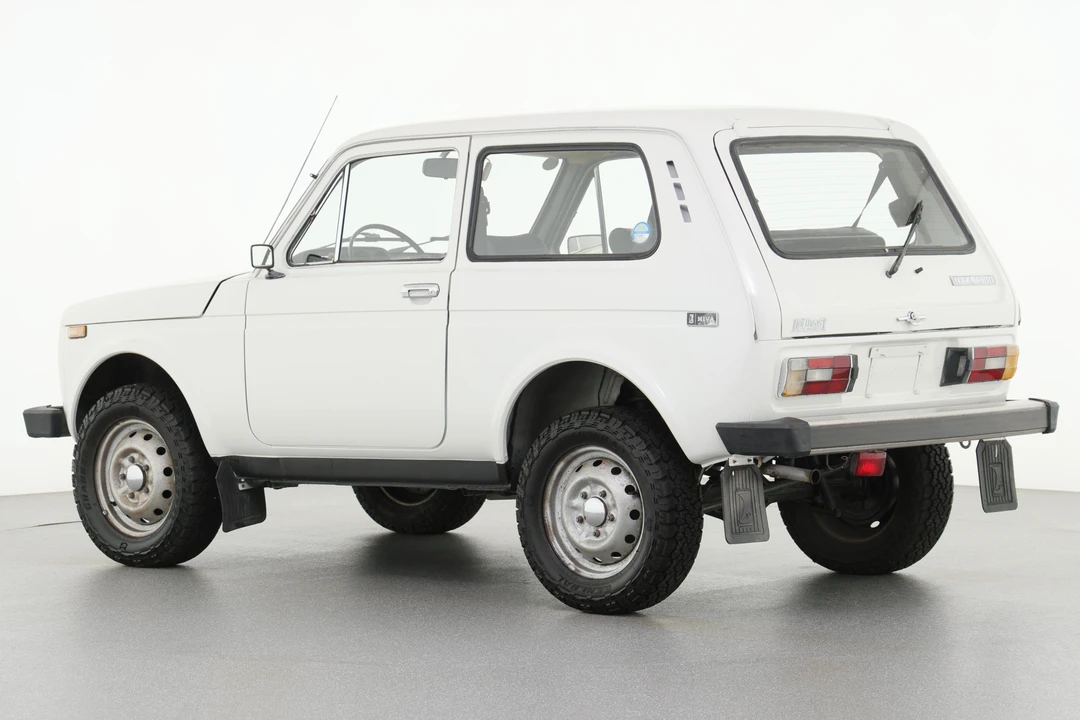 1994 Lada - Image 4 of 29