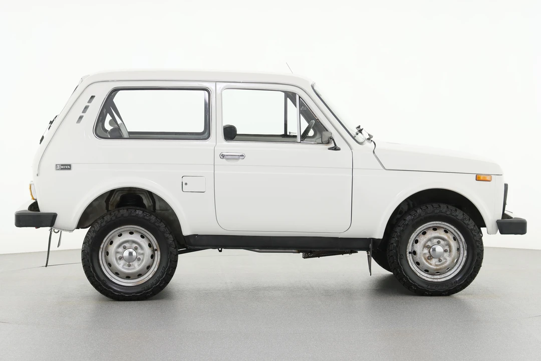 1994 Lada - Image 3 of 29