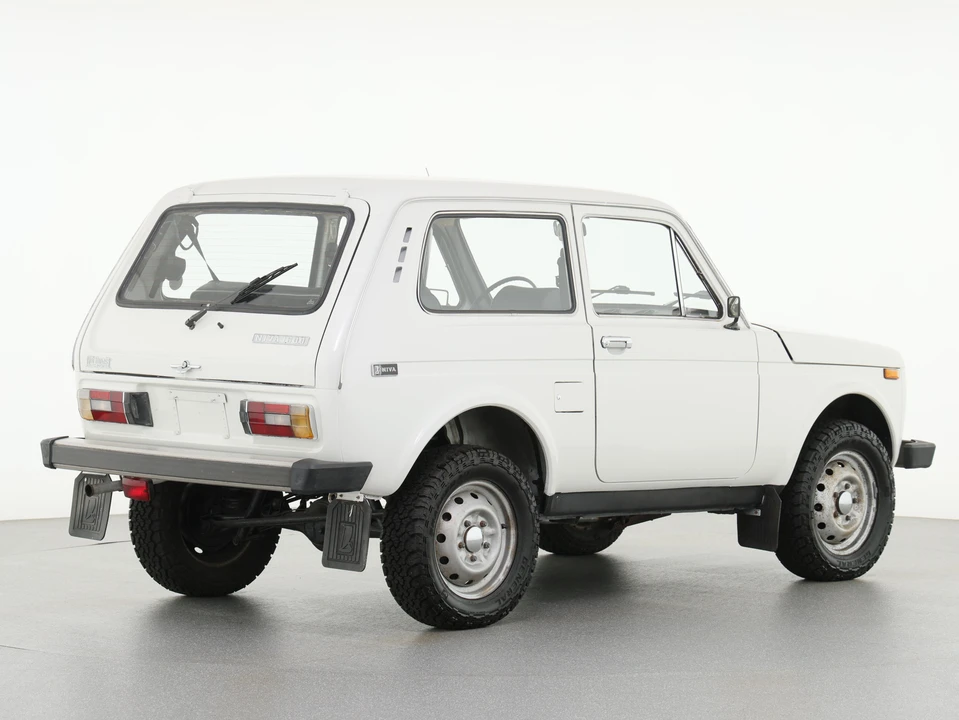 1994 Lada - Image 11 of 29