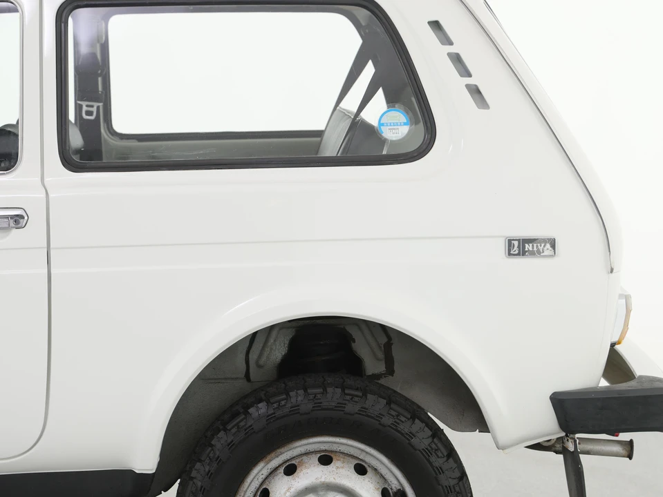 1994 Lada - Image 17 of 29