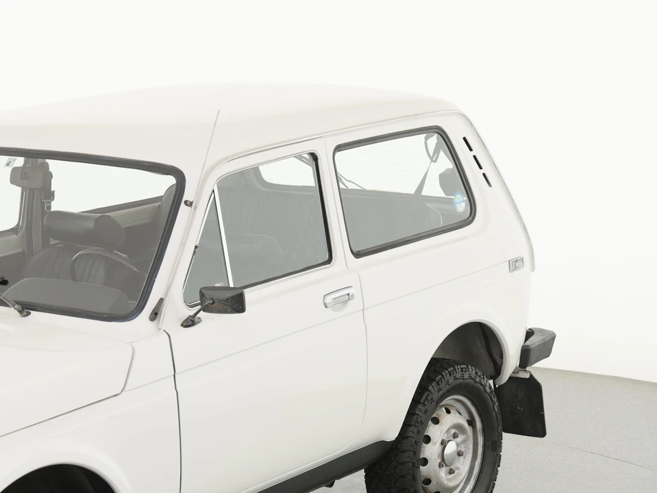 1994 Lada - Image 16 of 29