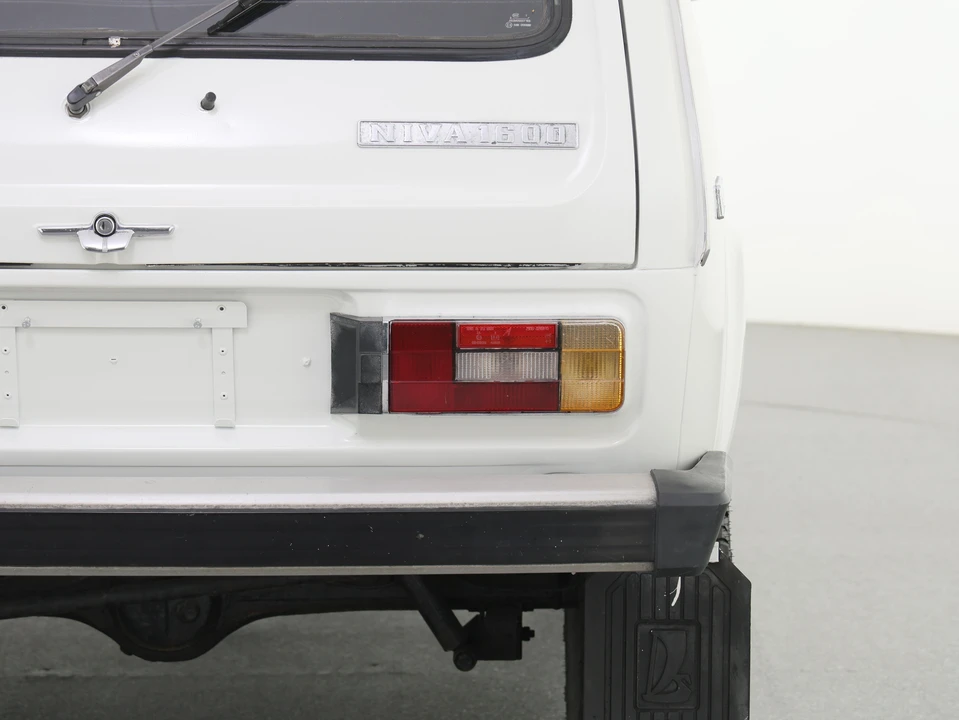1994 Lada - Image 19 of 29
