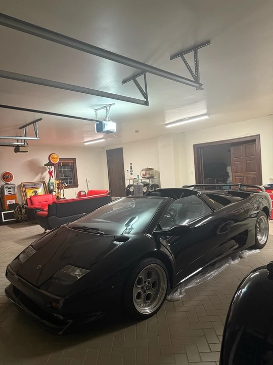 1994 Lamborghini Diablo - Image 17 of 21