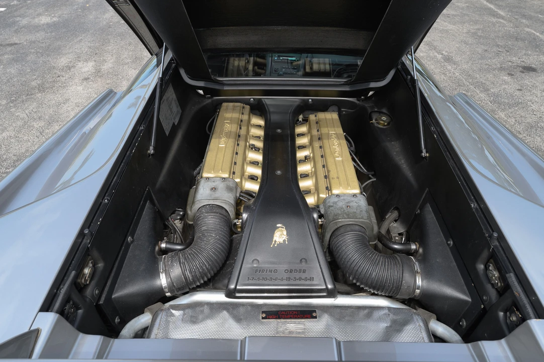 1994 Lamborghini Diablo SE30 - Image 23 of 31
