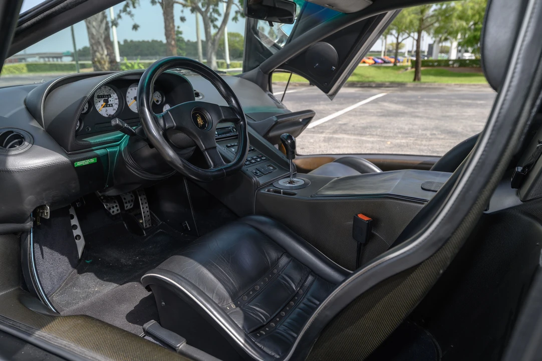 1994 Lamborghini Diablo SE30 - Image 24 of 31