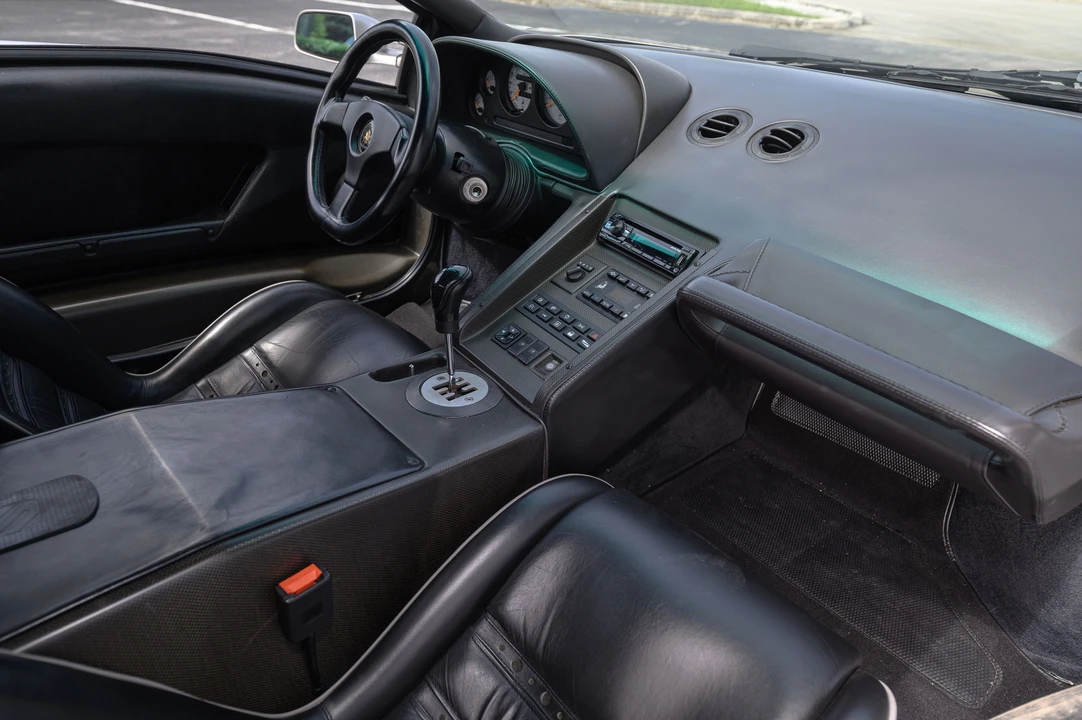 1994 Lamborghini Diablo SE30 - Image 26 of 31