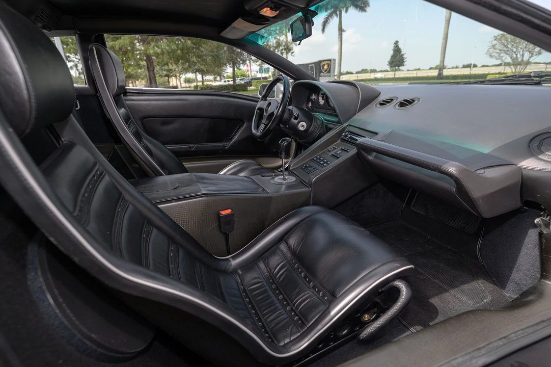 1994 Lamborghini Diablo SE30 - Image 25 of 31