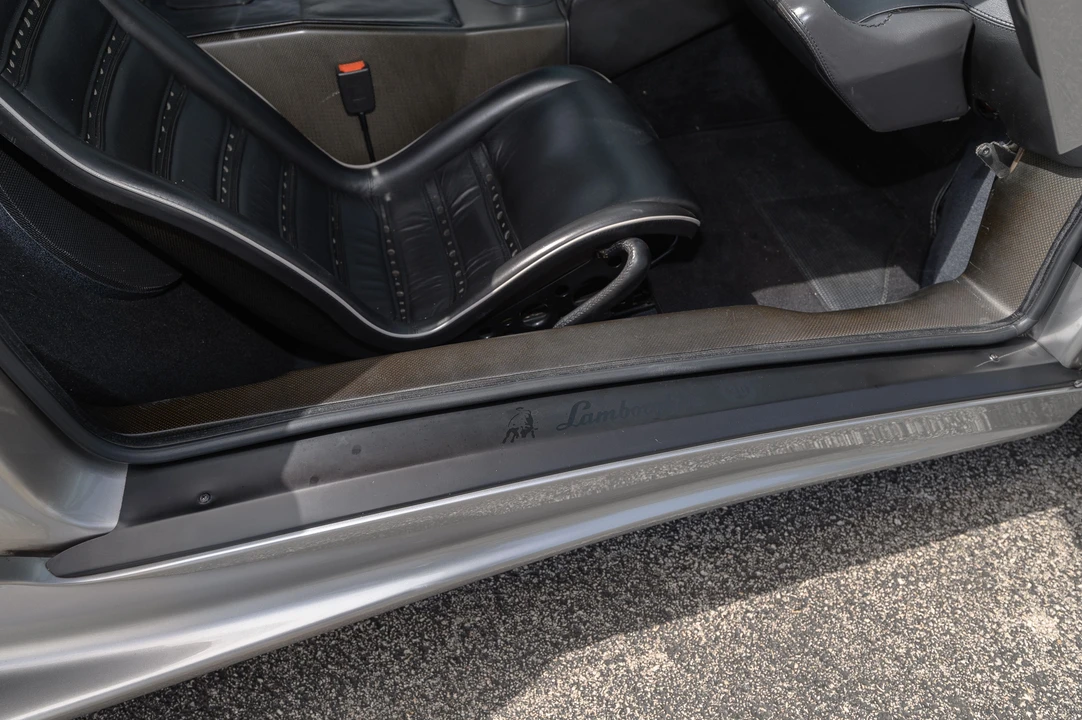 1994 Lamborghini Diablo SE30 - Image 27 of 31