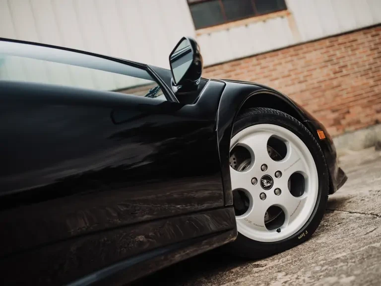 1994 Lamborghini Diablo SE30 - Image 23 of 27