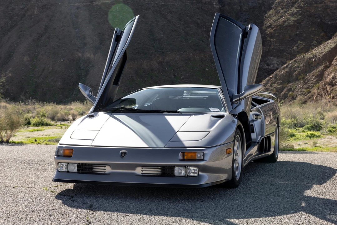 1994 Lamborghini Diablo SE30 - Image 22 of 31
