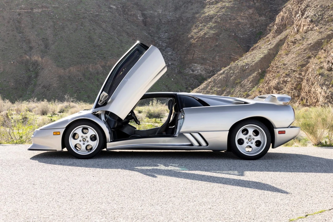 1994 Lamborghini Diablo SE30 - Image 24 of 31