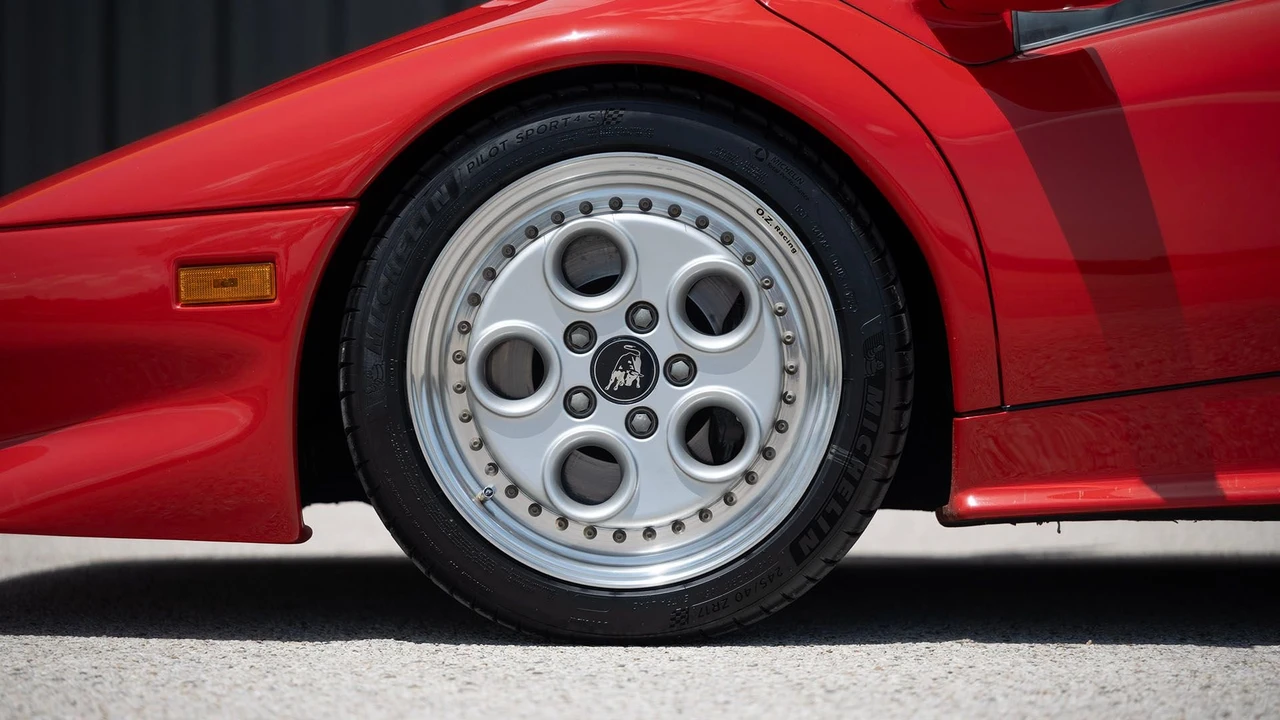 1994 Lamborghini Diablo VT - Image 30 of 31