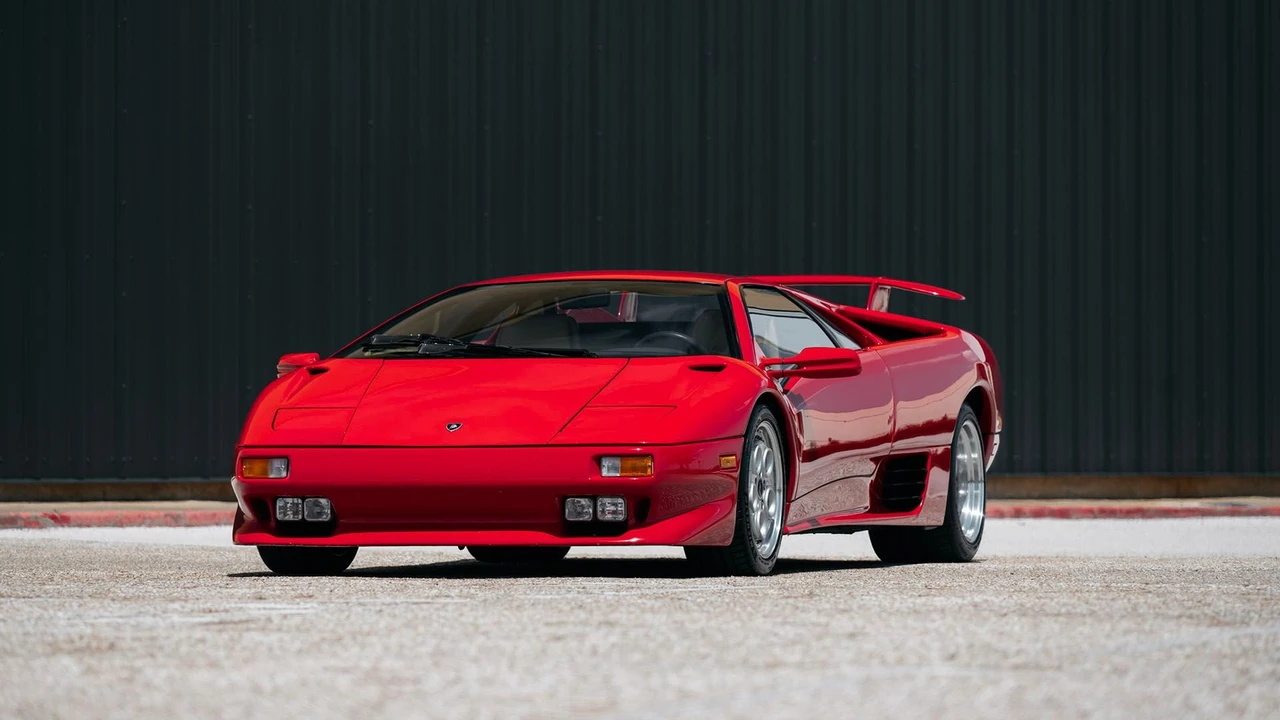 1994 Lamborghini Diablo VT - Image 9 of 31