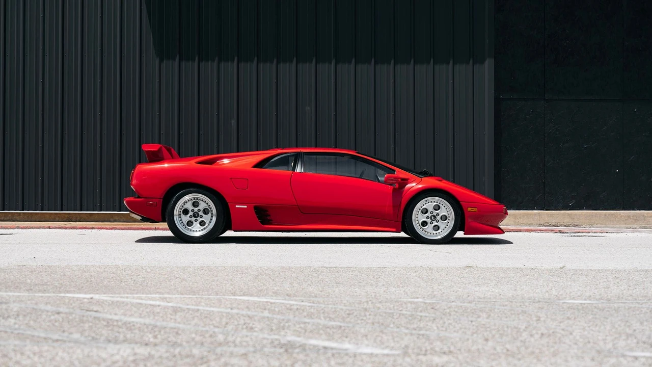 1994 Lamborghini Diablo VT - Image 3 of 31