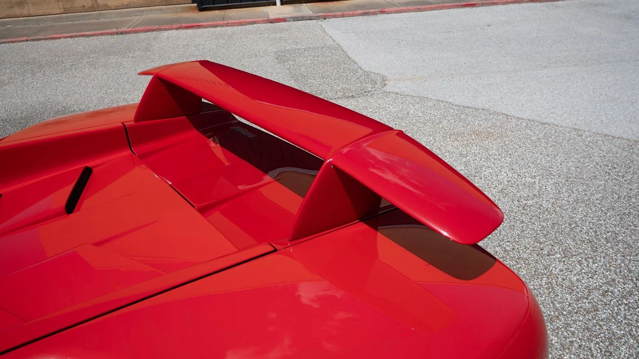 1994 Lamborghini Diablo VT - Image 25 of 31